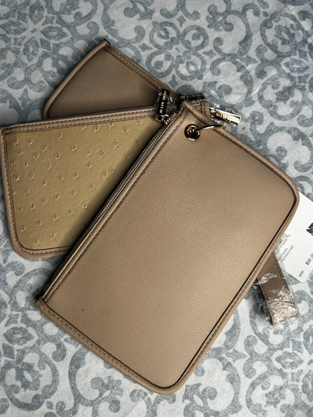 NWT Anne Klein Trio Pouch Wristlet Set in Neutral with Silver Hardware - Picture 3 of 6